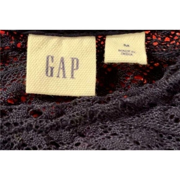 Gap M Navy Lace Front Keyhole Button Back Curved Hem Cotton Sleeveless Blouse - Picture 5 of 5